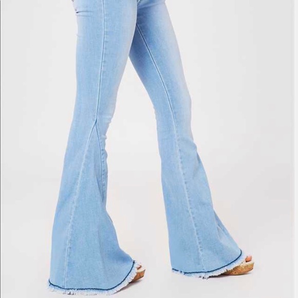 Altar’d State Tennley Flare Jeans - Picture 4 of 7